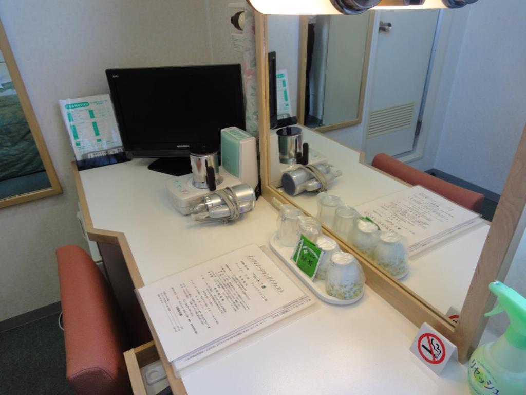 Hiroshima Rich Hotel Room photo