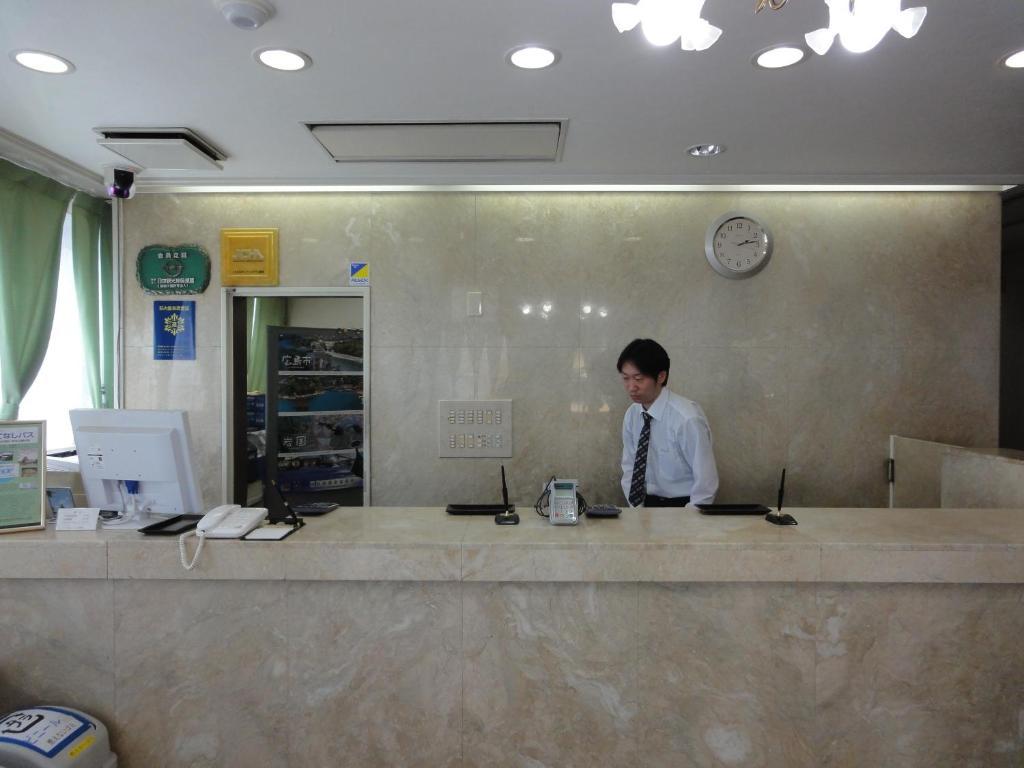 Hiroshima Rich Hotel Exterior photo