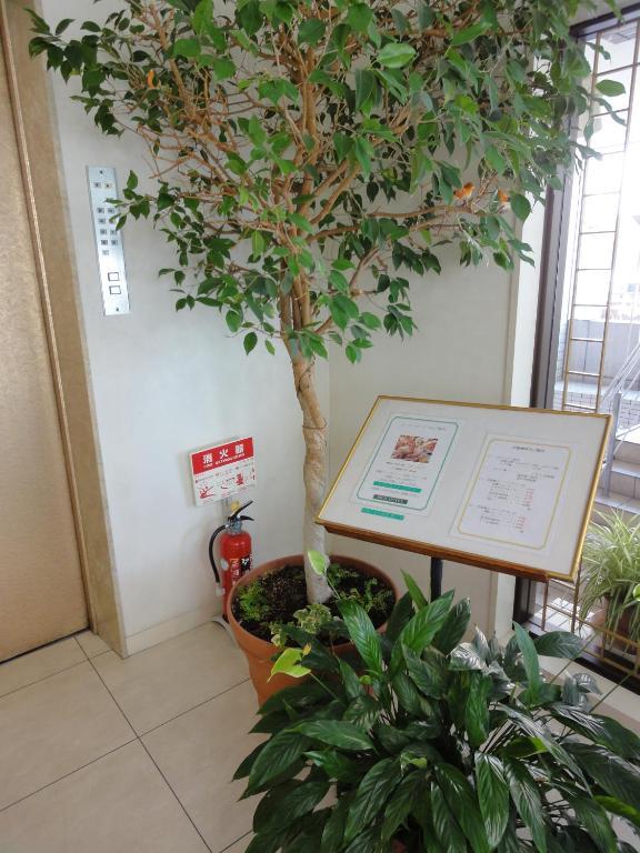 Hiroshima Rich Hotel Exterior photo